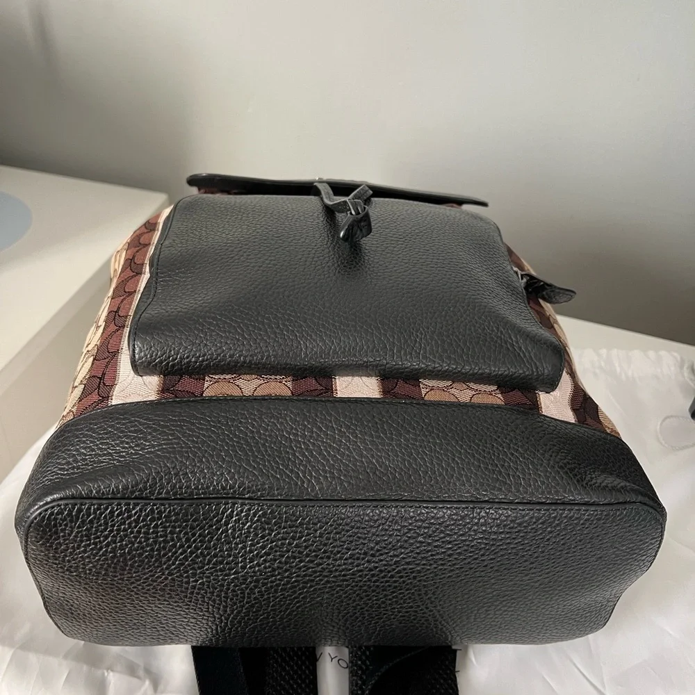 Coach Men’s  Backpack - Picture 8 of 12